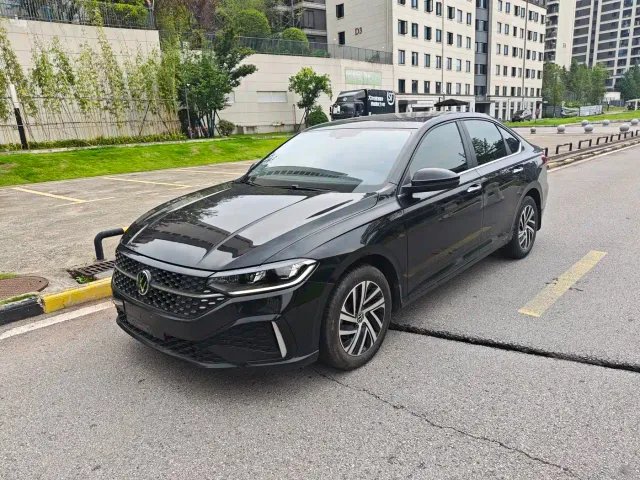 Фотография автомобиля — Volkswagen Lavida