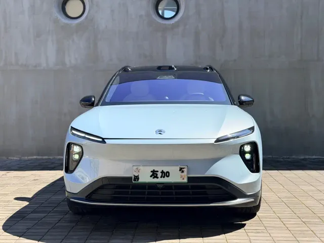 Nio ES6 — Фото автомобиля 2