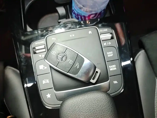 Mercedes-Benz A-Class — Фото автомобиля 8