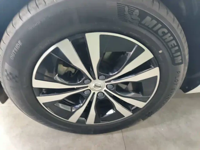 Volvo XC60 — Фото автомобиля 22