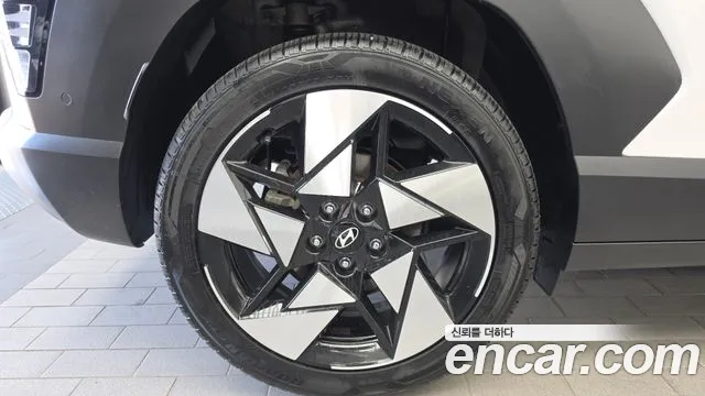 Hyundai Kona SX2 — Фото автомобиля 5