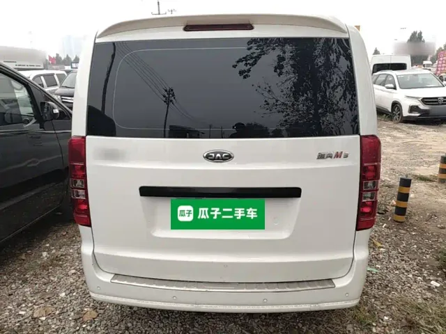 JAC Refine M3 — Фото автомобиля 5