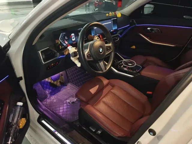 BMW 3 Series — Фото автомобиля 12