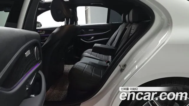 Mercedes-Benz E-Class W213 — Фото автомобиля 18