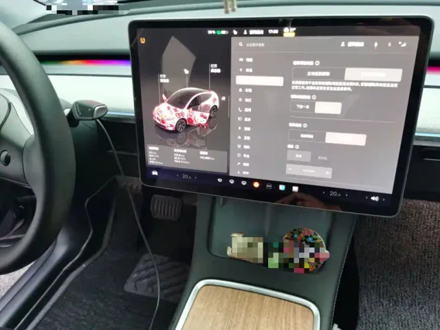Tesla Model Y — Фото автомобиля 14