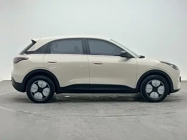 Geely Starry Wish — Фото автомобиля 4