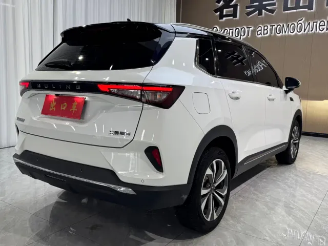 Wuling Asta — Фото автомобиля 6