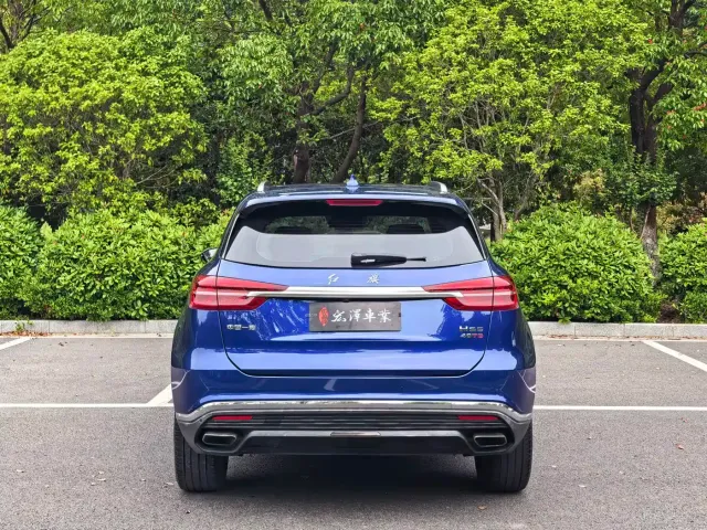 Hongqi HS5 — Фото автомобиля 6