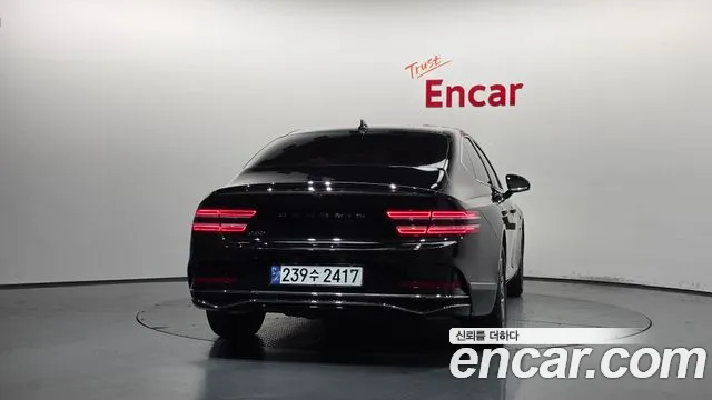 Genesis G80 Бензин 2.5 турбо 2WD — Фото автомобиля 2