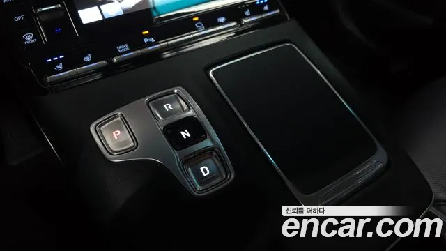 Hyundai Grandeur New — Фото автомобиля 12