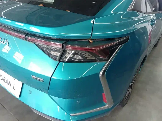 Dongfeng Aeolus Yixuan 2021 230T Auto Shadow Chaser Edition — Фото автомобиля 7