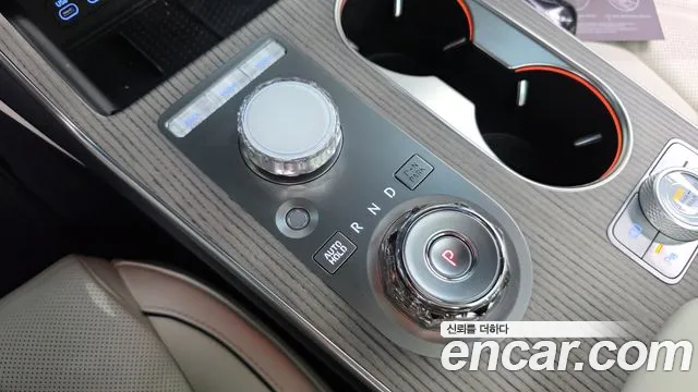 Genesis GV80 2.5T Бензин AWD — Фото автомобиля 8