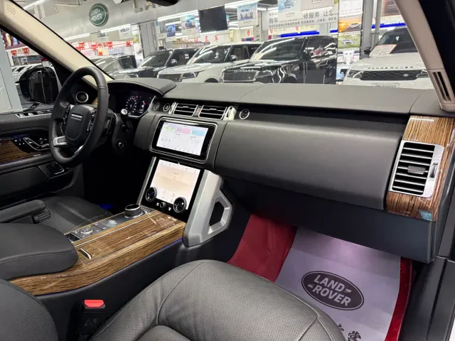 Land Rover Range Rover — Фото автомобиля 7