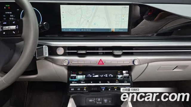 Hyundai Grandeur Grandeur (GN7) 2.5 Бензин 2WD — Фото автомобиля 15