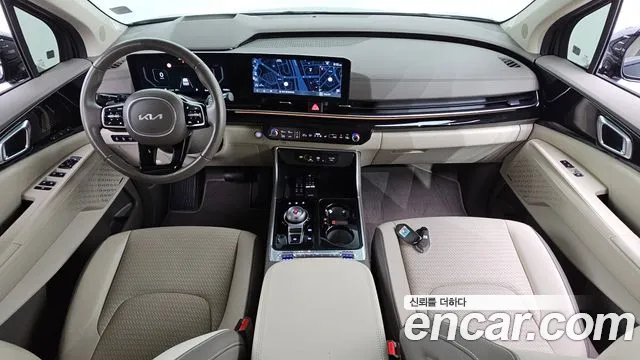 Kia Carnival Generation 4 — Фото автомобиля 7