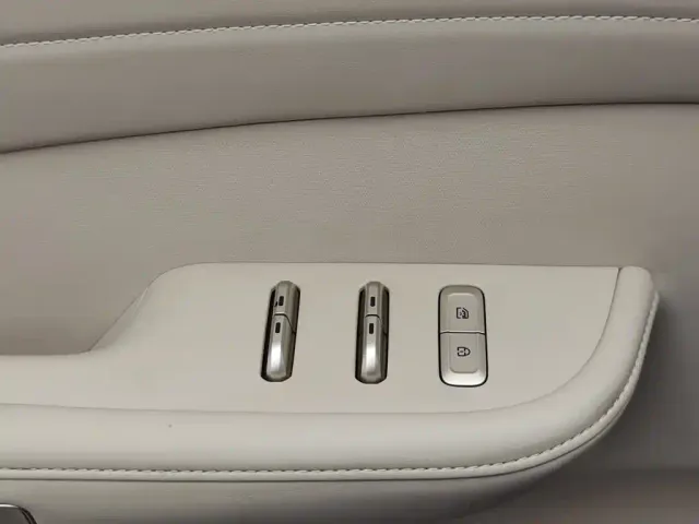 Dongfeng Aeolus L8 — Фото автомобиля 9
