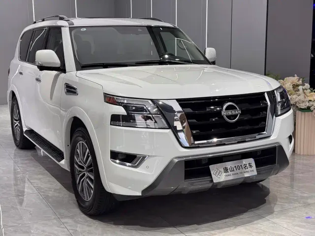 Nissan Patrol — Фото автомобиля 2