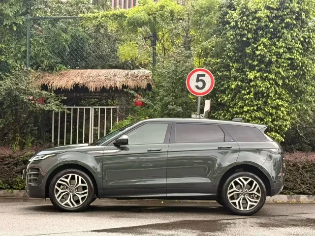Land Rover Range Rover Evoque — Фото автомобиля 8