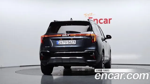 Kia Seltos — Фото автомобиля 4