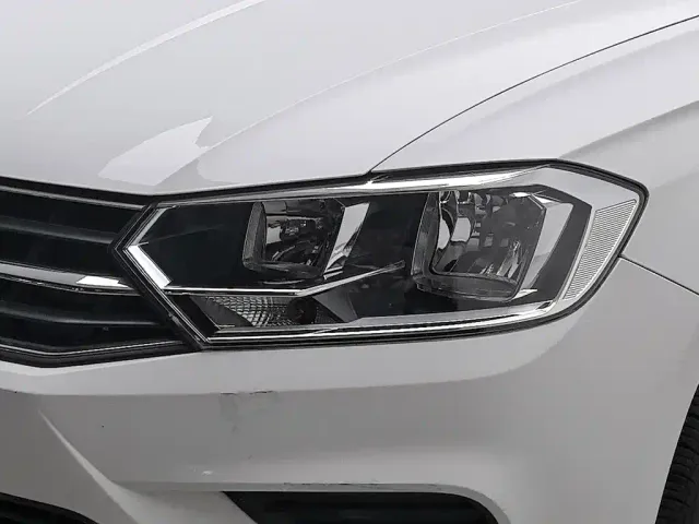 Volkswagen Bora — Фото автомобиля 7