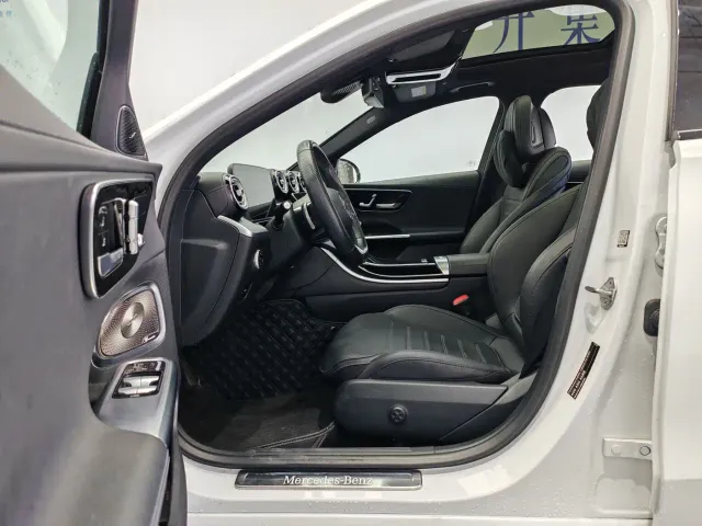 Mercedes-Benz C-Class — Фото автомобиля 11
