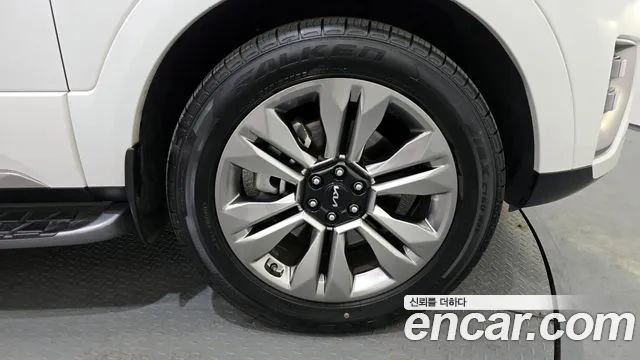 Kia Mohave Mohave The Master Дизель 3.0 4WD 7 мест — Фото автомобиля 5