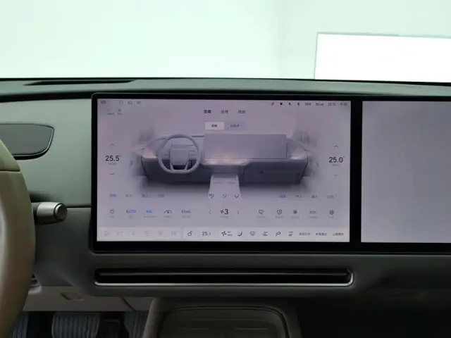 Li Auto i6 — Фото автомобиля 13