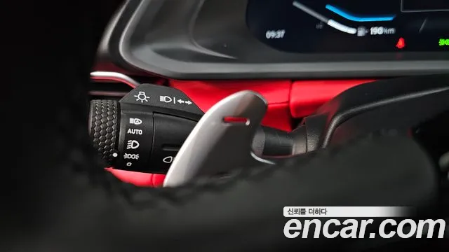 Lotus Emira — Фото автомобиля 30