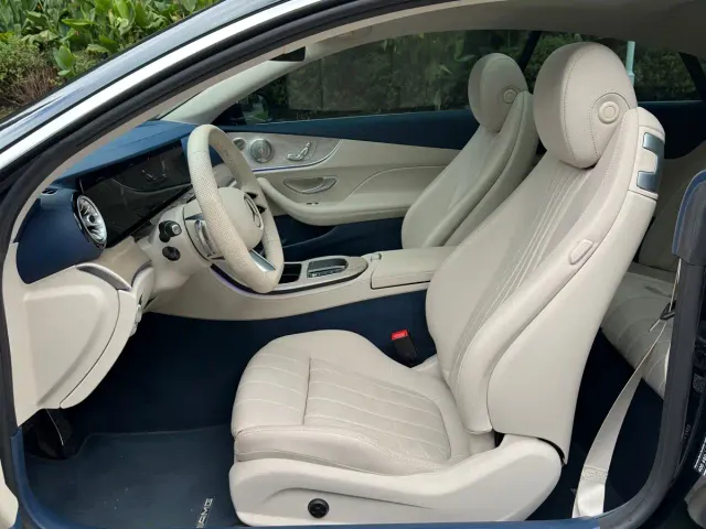 Mercedes-Benz E-Class — Фото автомобиля 10