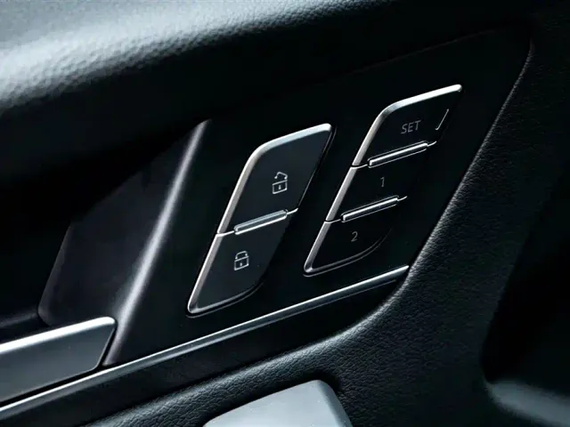Audi Q5L — Фото автомобиля 15