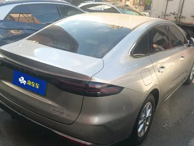Geely Galaxy Stellar 6 — Фото автомобиля 3