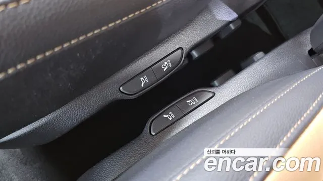 Kia Canival — Фото автомобиля 28