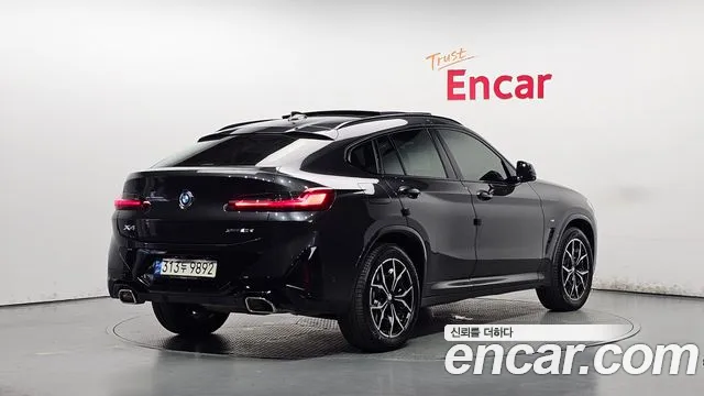 BMW X4 — Фото автомобиля 2
