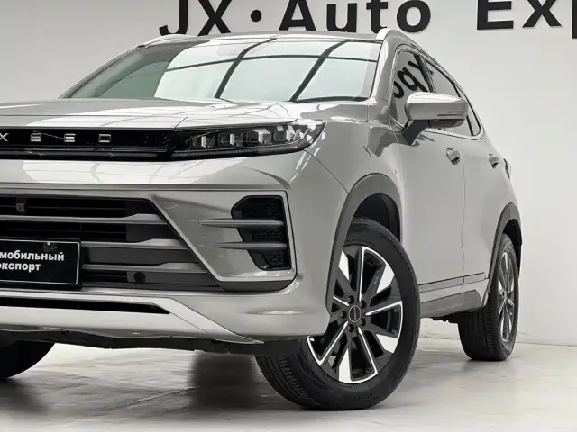 Exeed LX — Фото автомобиля 4