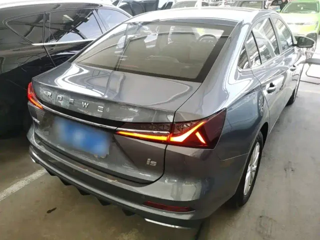 Roewe i5 — Фото автомобиля 6