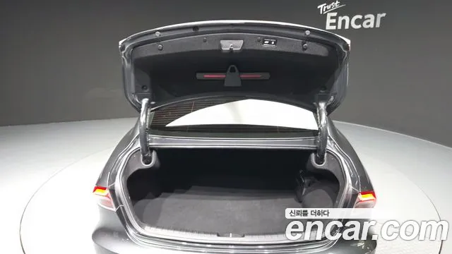 Hyundai Grandeur (New) Hybrid — Фото автомобиля 27