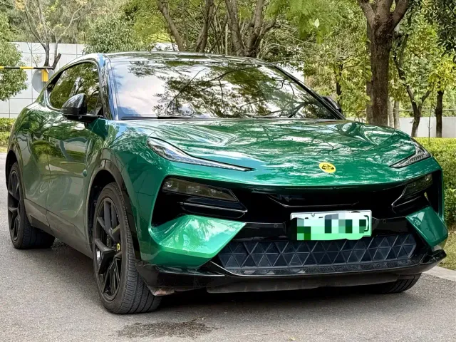 Lotus Eletre — Фото автомобиля 7