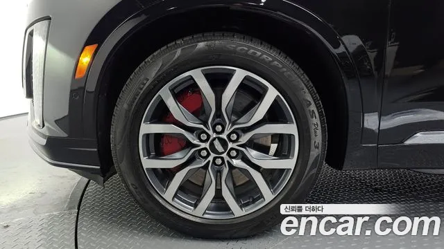 Cadillac XT6 — Фото автомобиля 5