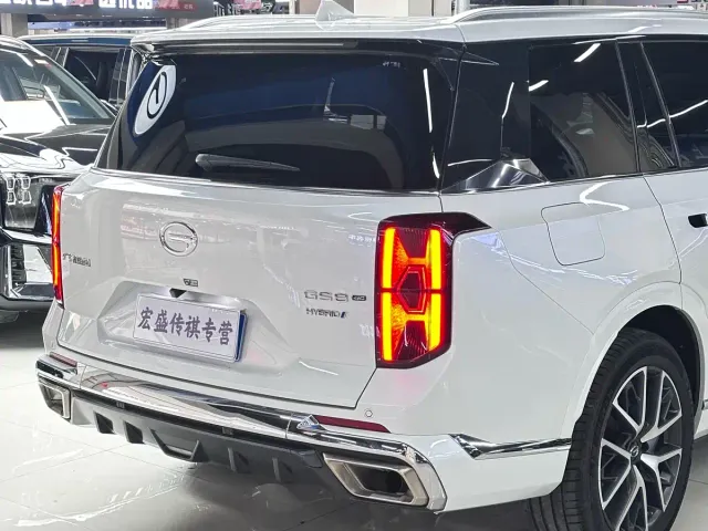 GAC Trumpchi GS8 — Фото автомобиля 9