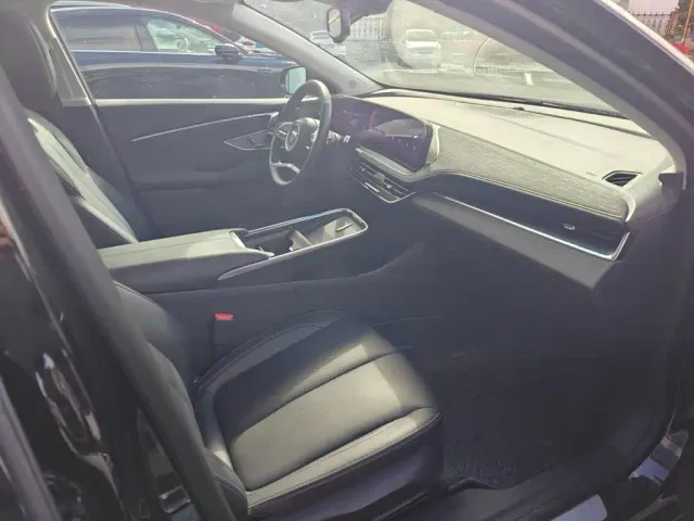 Buick LaCrosse — Фото автомобиля 5