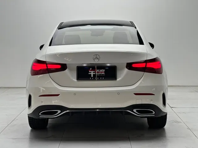 Mercedes-Benz A-Class — Фото автомобиля 5
