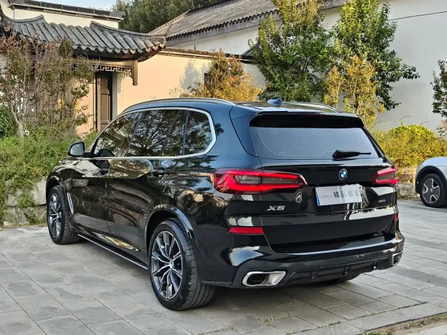 BMW X5 — Фото автомобиля 5