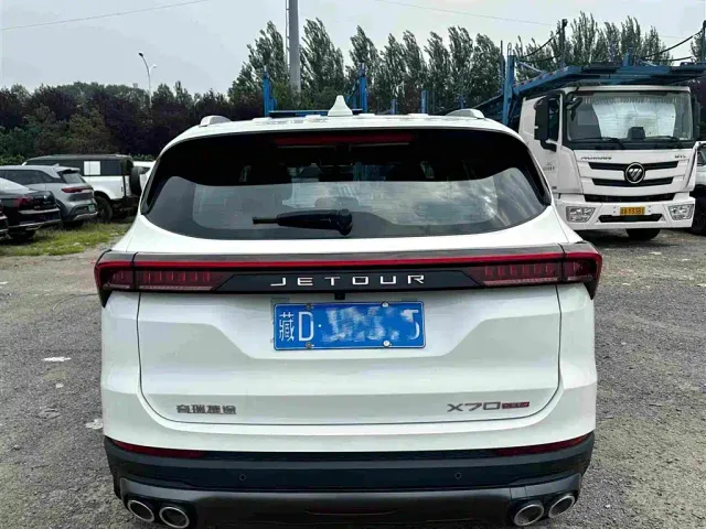Jetour X70 Plus — Фото автомобиля 12