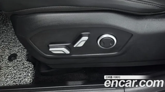 Hyundai Santa Fe MX5 — Фото автомобиля 30