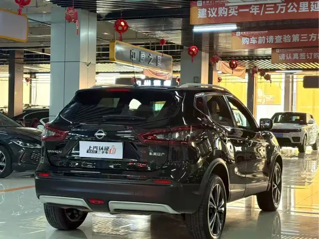 Nissan Qashqai — Фото автомобиля 5