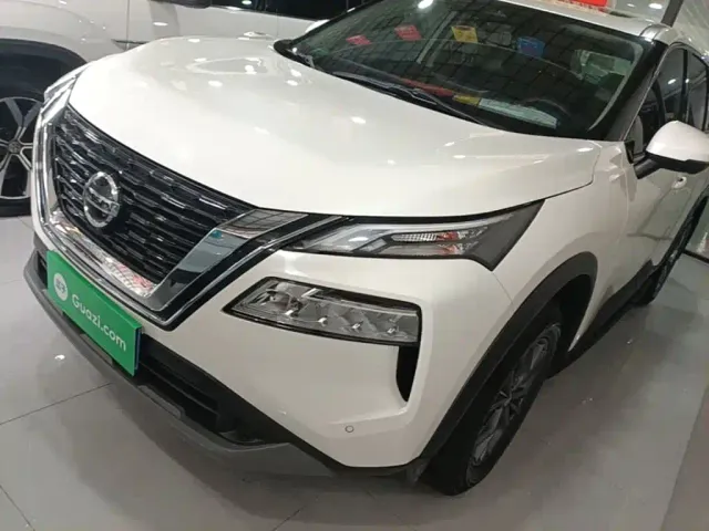 Фотография автомобиля — Nissan X-Trail