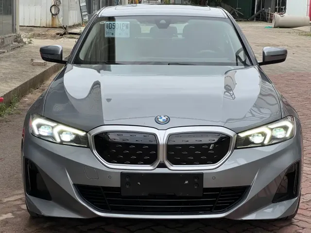 BMW i3 — Фото автомобиля 2