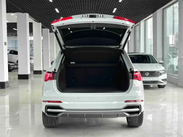 Audi Q3 — Фото автомобиля 16
