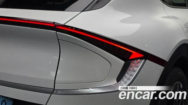 Kia EV6 — Фото автомобиля 8
