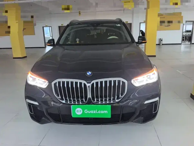 BMW X5 — Фото автомобиля 2